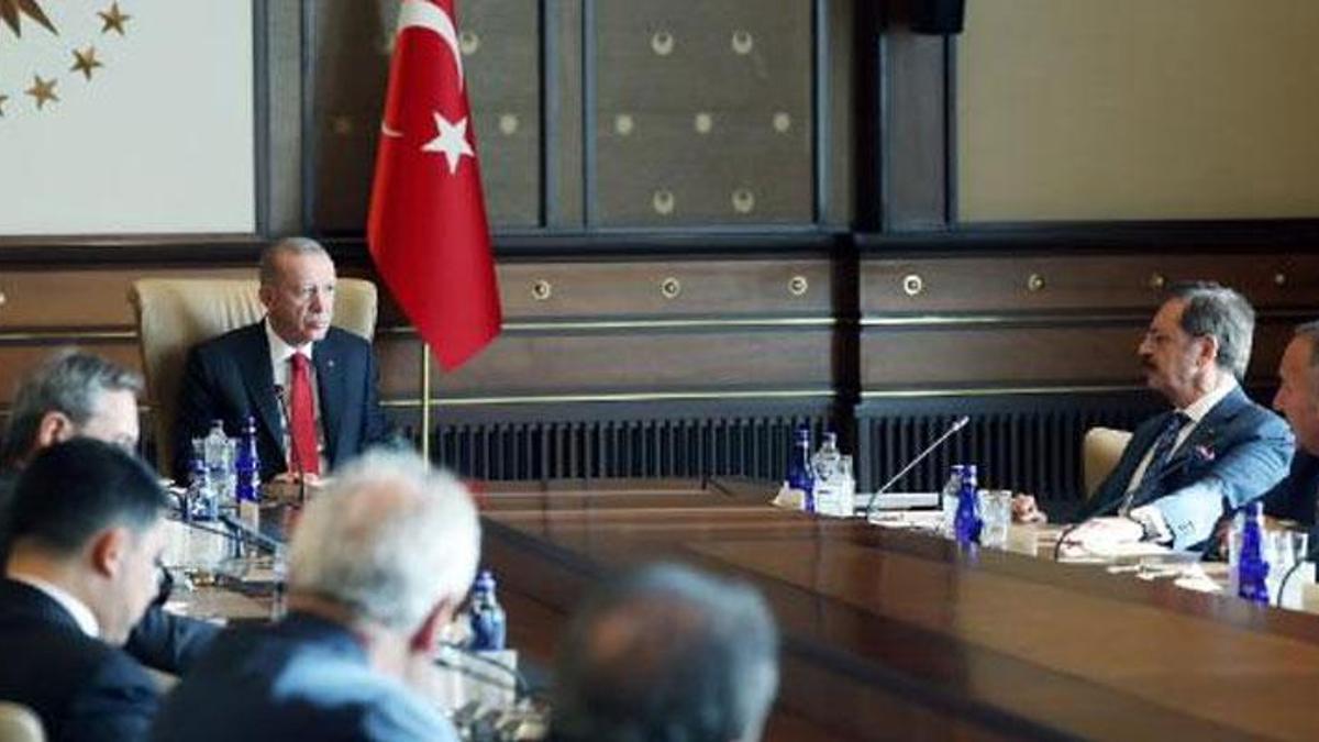 Cumhurbaşkanı Erdoğan TOBB Başkanı Rifat Hisarcıklıoğlu nu kabul etti