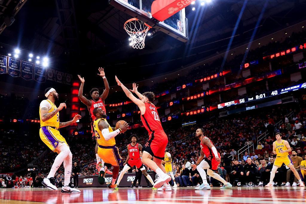 NBA'de Alperen Şengün fırtınası: Lebron James'in üzerinden yaptığı smaçla zirvede