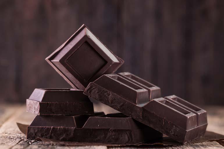 Çikolata yerken kalp sağlığını korumak mümkün mü? Şeker kontrolünde çikolatanın rolü nedir? Olumsuz etkileri var mı?
