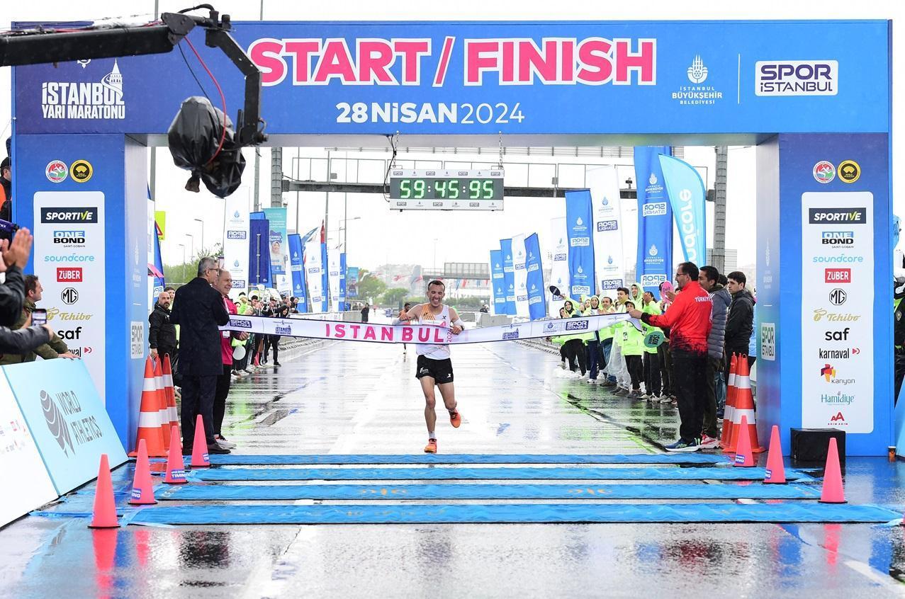 19'uncu İstanbul Yarı Maratonu'nu kazananlar belli oldu
