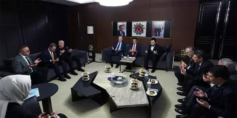 Cumhurbaşkanı Erdoğan Türk Metal Sendikası'na taziye ziyaretinde bulundu