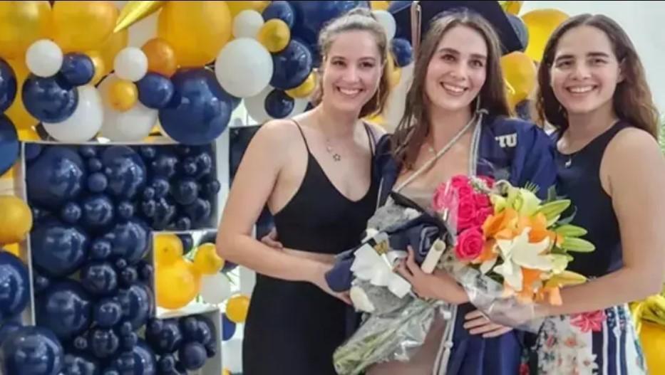 Neşe Erberk'in büyük gururu! Üç kızı da Amerika'da üniversite bitirdi!