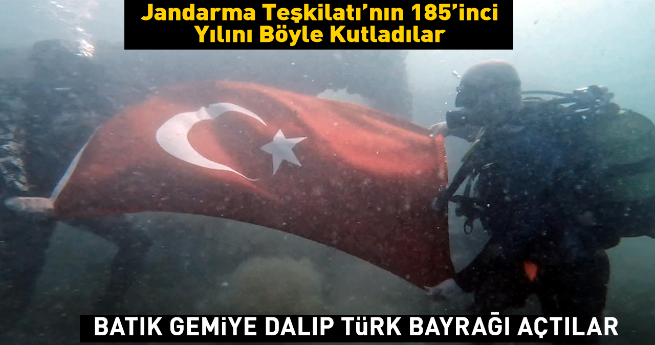 18 metre derinlikte anlamlı kutlama... Batık gemide Türk bayrağı açtılar