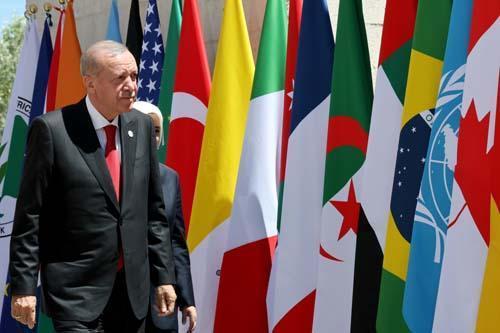 Dünyaya 'Gazze' çağrısı! Erdoğan özel davetli olarak katıldı: G7'de dikkat çeken anlar