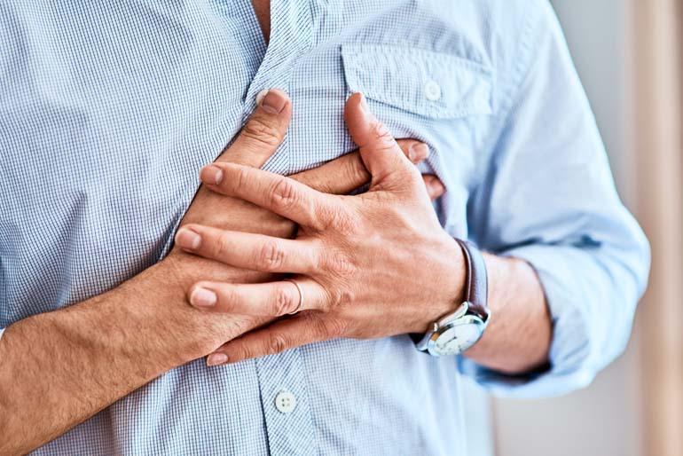 Kavurucu sıcaklarda kalbin iş yükü ve kalp kriz riski artar