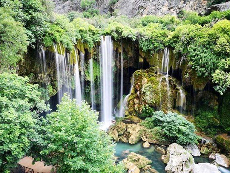 Mersin'in saklı cenneti Yerköprü Şelalesi görenleri kendine hayran bırakıyor