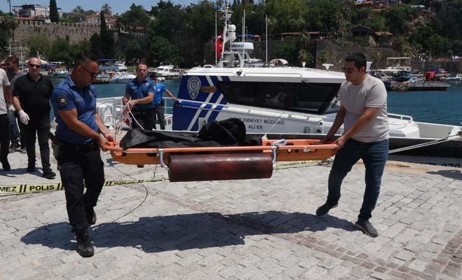 Antalya'da kan donduran olay: Denizde, kol, bacak ve başsız ceset bulundu!