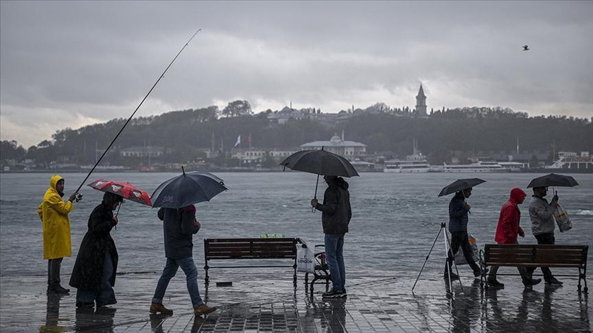 SON DAKİKA HABERİ: İstanbul'a yağış uyarısı: AKOM saat verdi!