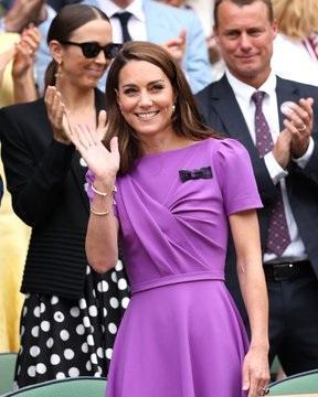 Kate Middleton ortaya çıktı! Ayakta alkışlandı! Wimbledon'da Kate Middleton, Prens William yanında yoktu!