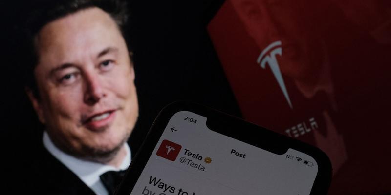 Elon Musk Tesla'nın yeni projesini duyurdu: Gelecek yıl kullanılmaya başlanacak