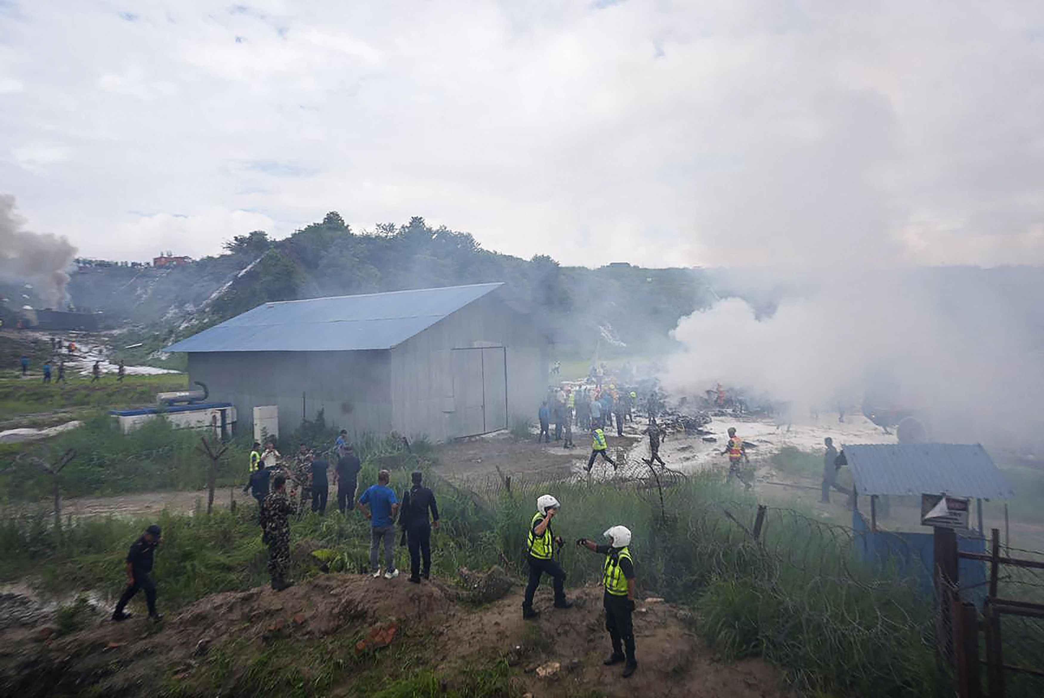 Nepal'de uçak kazası! Kalkıştan kısa süre sonra düştü:18 ölü, 1 yaralı...