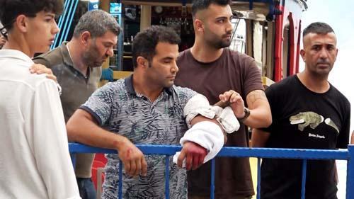 Antalya'da palalı tekne baskını! Çok sayıda yaralı