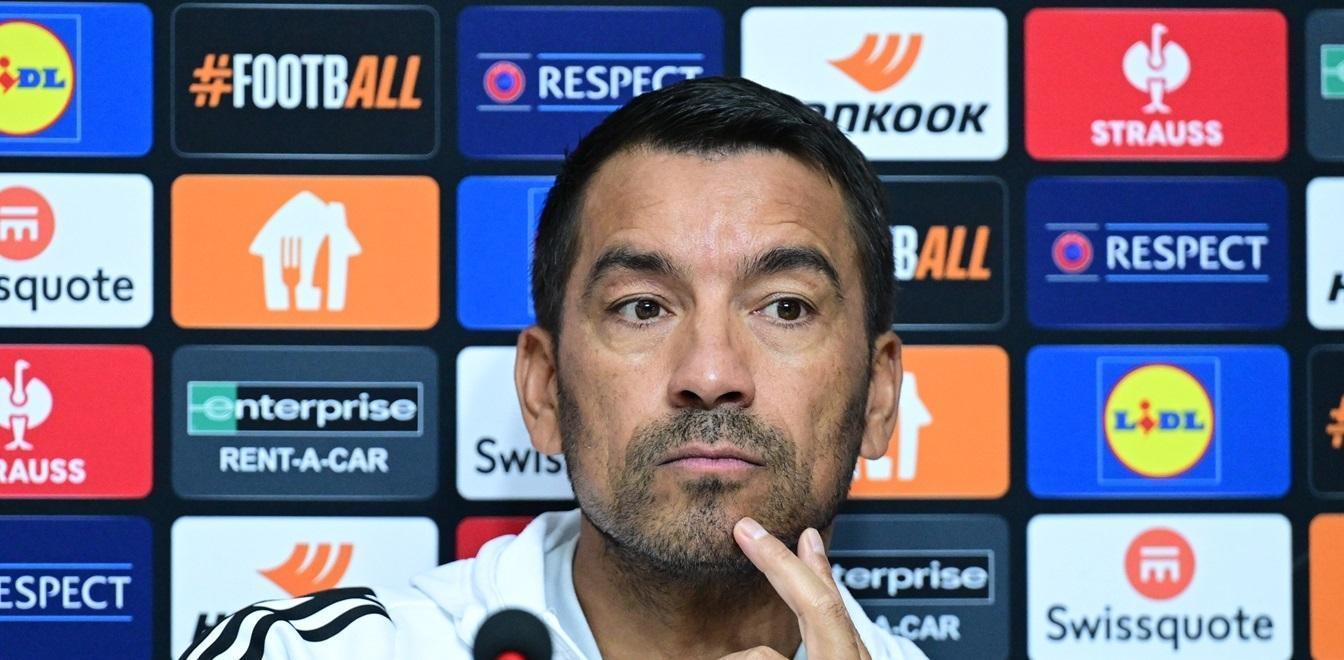 Giovanni van Bronckhorst'dan fikstür sorusuna cevap: Bu nasıl oluyor bilmiyorum!