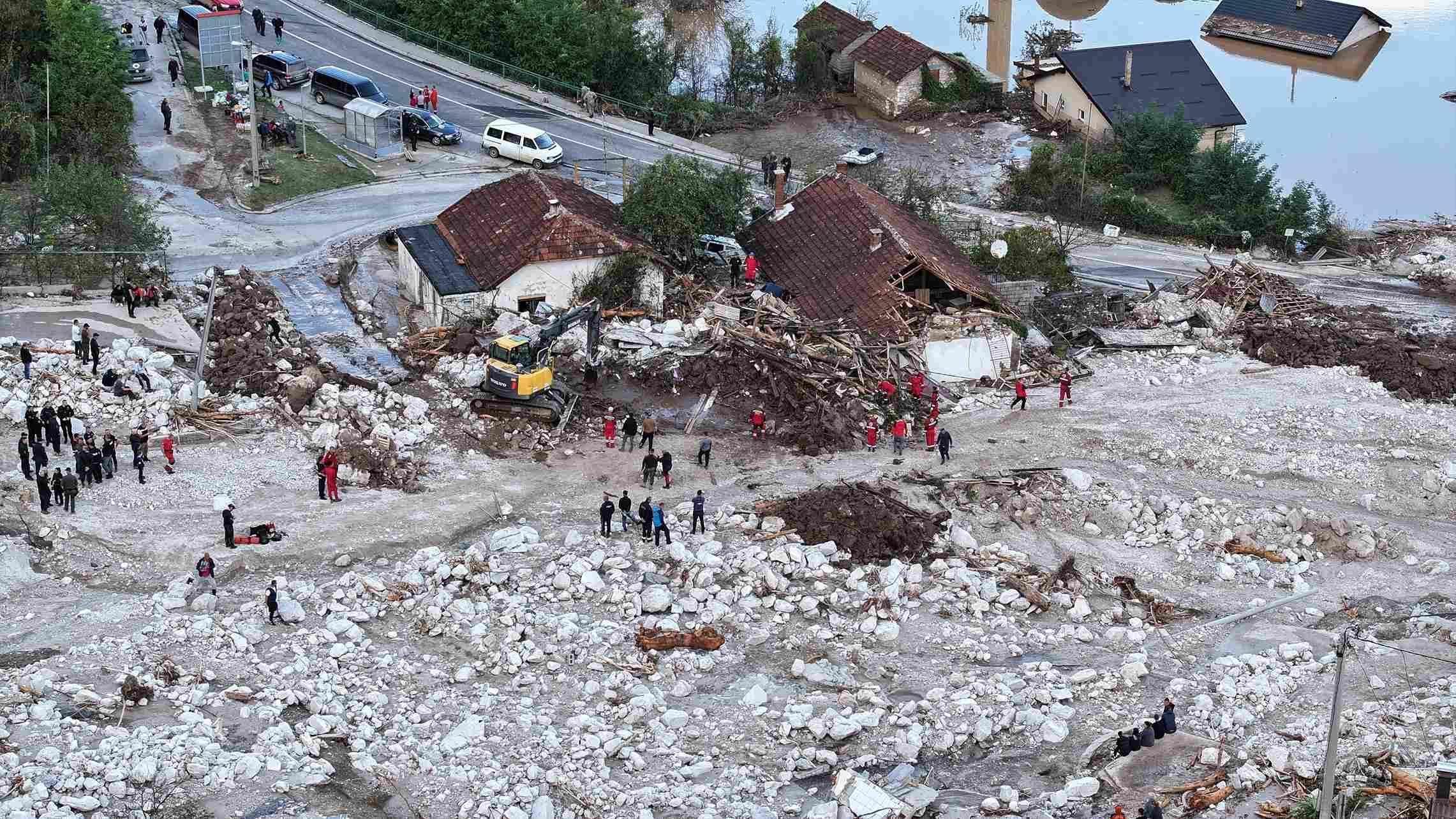 Bosna Hersek’te sel felaketi nedeniyle 1 günlük yas ilanı