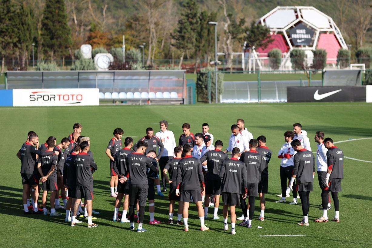 A Milli Futbol Takımı, Samsun'da Karadağ'ı ağırlıyor!