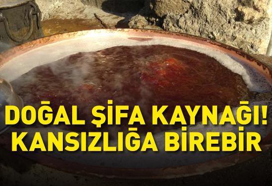 KANSIZLIĞIN DOĞAL İLACI! Eklem ve kemikler için adeta şifa deposu... Saatlerce kaynatılarak hazırlanıyor! İşte aşama aşama organik pekmez yapımı