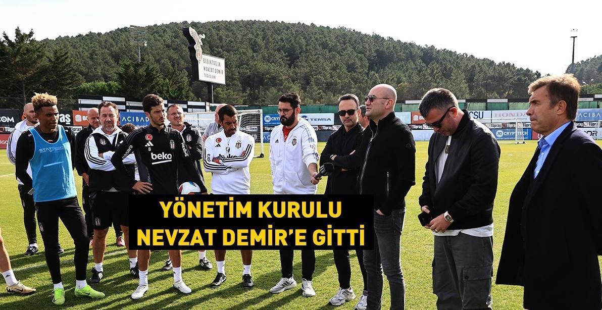 Beşiktaş Yönetimi’nden takıma moral ziyareti