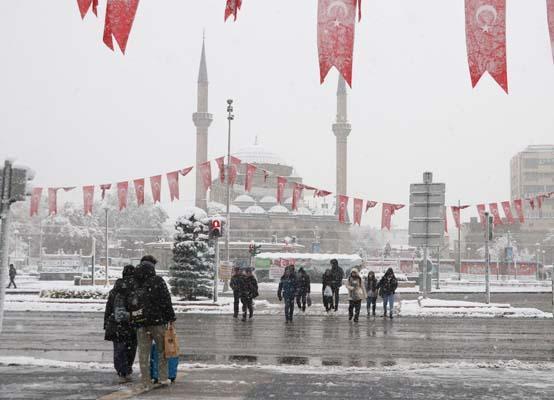 SON DAKİKA: 3 Kentte Eğitime 'Kar' engeli!