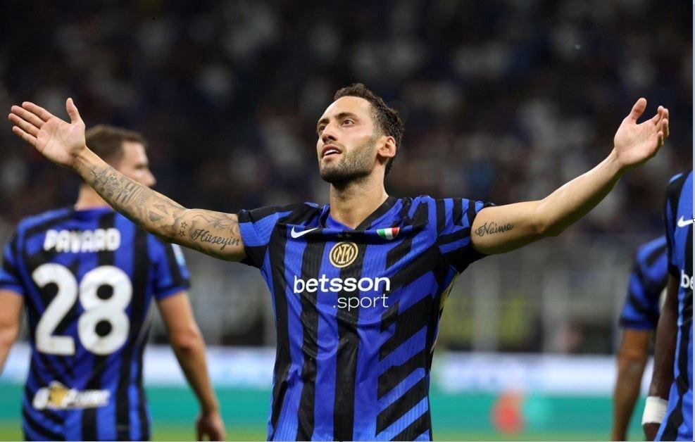 Inter’de ayın en iyisi Hakan Çalhanoğlu