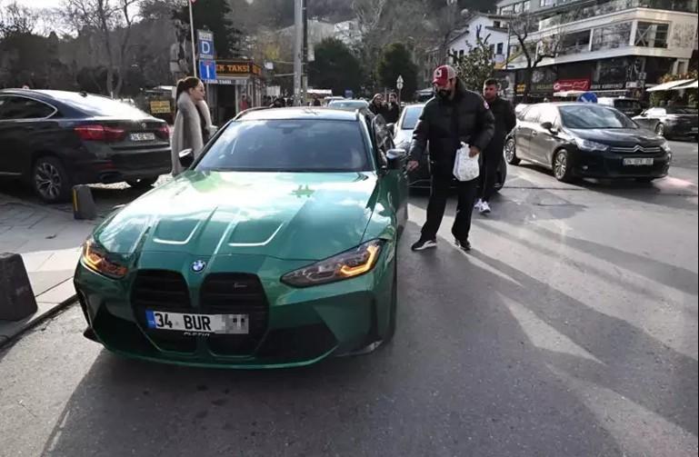 Burak Özçivit lüks otomobiliyle İstanbul turu attı! FİYATI DUDAK UÇUKLATTI