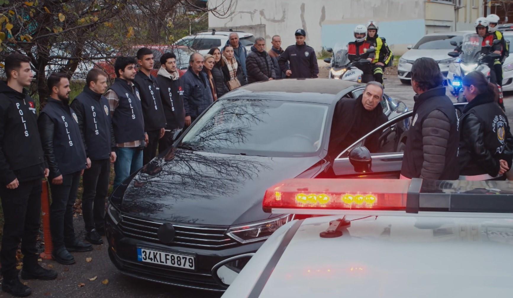 ARKA SOKAKLAR’DA NELER YAŞANACAK? TÜM TEŞKİLAT RIZA BABA’YA VEDA EDİYOR