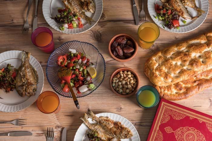 İdeal iftar tabağı nasıl olmalıdır? Sahurda neler yenmeli?