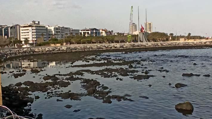 Dün akşam fırtına etkili olmuştu: İskenderun'da bugün deniz çekildi!