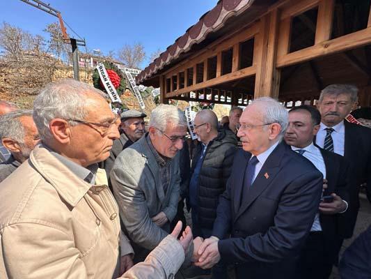 Kılıçdaroğlu, kuzeninin cenaze törenine katıldı