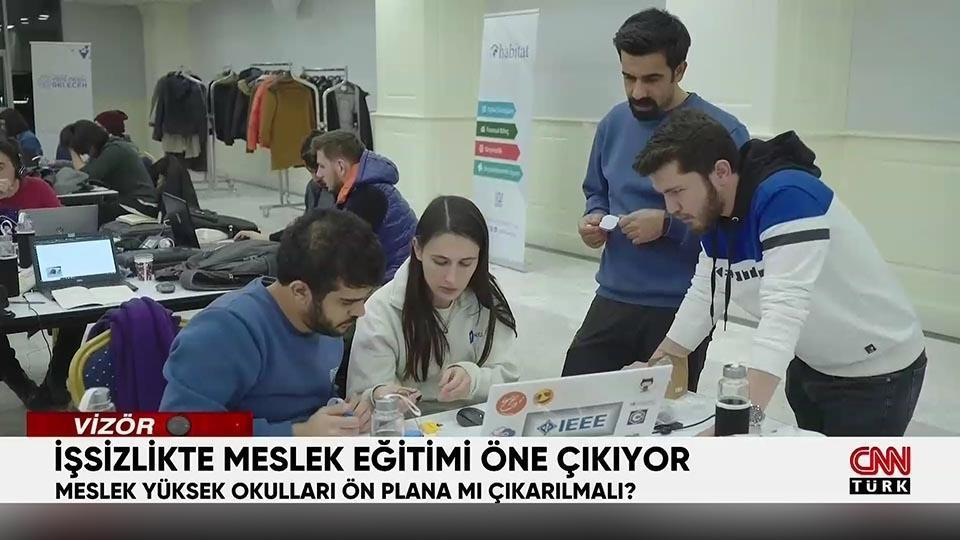 İşsizlikte meslek eğitimi öne çıkıyor: Meslek yüksek okulları mezunları iş hayatına hızlı giriyor