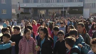 Okullarda ara tatil kaldırılacak mı?