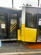 Fatih'te 2 İETT otobüsü çarpıştı!