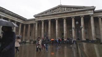 İngiliz müzesinde antika vurgunu… Müze küratörü 30 yılda 100 bin sterlinlik eser çaldı