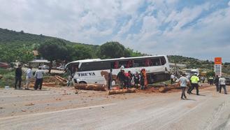 Çanakkale'deki kazada ölen 8 kişinin kimliği açıklandı