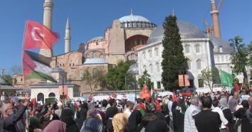 İstanbul'da binlerce kişi Gazze için yürüdü