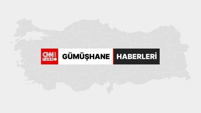 Gümüşhane - Dev kaya parçası yola düştü, arkadaş grubu son anda kurtuldu; olay sonrası kamerada