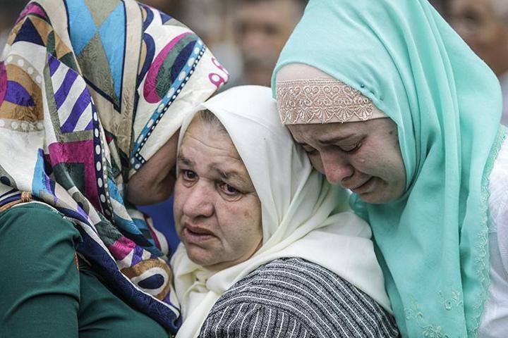 Srebrenitsa katliamının 19. yıldönümü