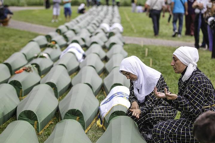 Srebrenitsa katliamının 19. yıldönümü