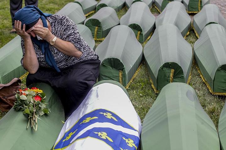 Srebrenitsa katliamının 19. yıldönümü