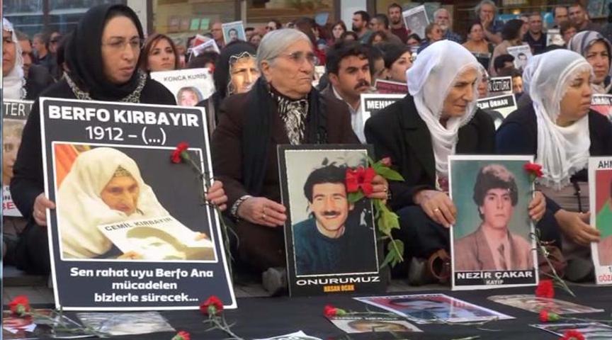 Cumartesi Anneleri 500. kez bir araya geldi