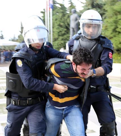 Üniversitede gerginlik: 9 gözaltı