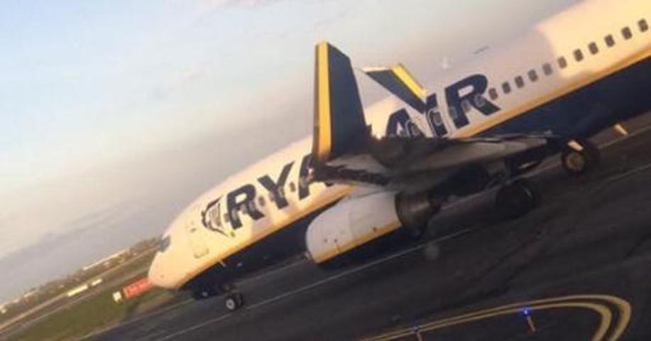 Ryanairin iki uçağı pistte birbirine dolaştı