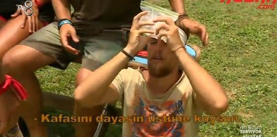 Anıl bir anda yere yığıldı