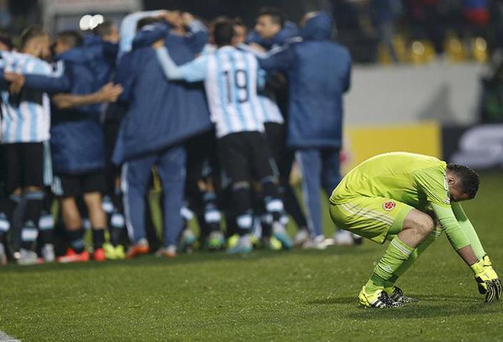 Fenerbahçenin radarındaki Ospina dün gece...
