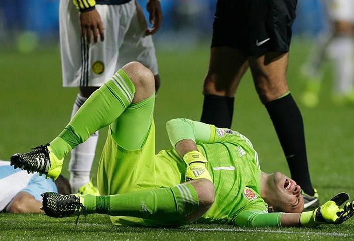 Fenerbahçenin radarındaki Ospina dün gece...