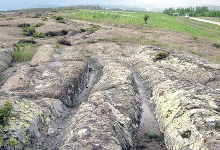 Afyonda 14 milyon yıllık araç izleri