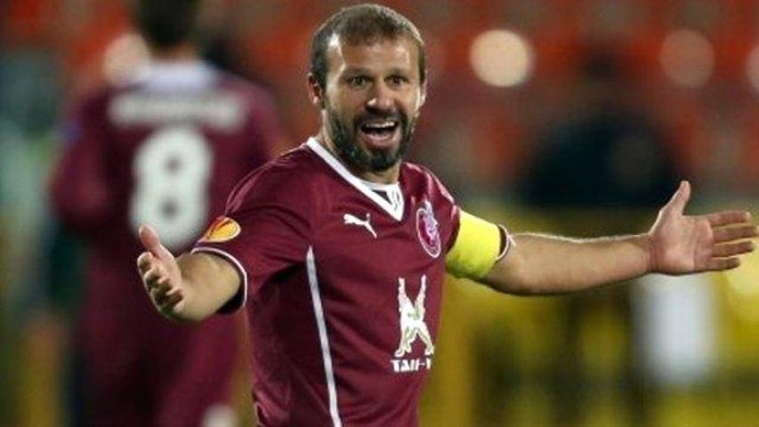 Gökdeniz Karadeniz: İslamı rahat bir şekilde yaşayabildiğim için mutluyum