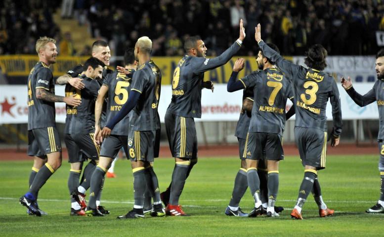 Karavaev golle başladı