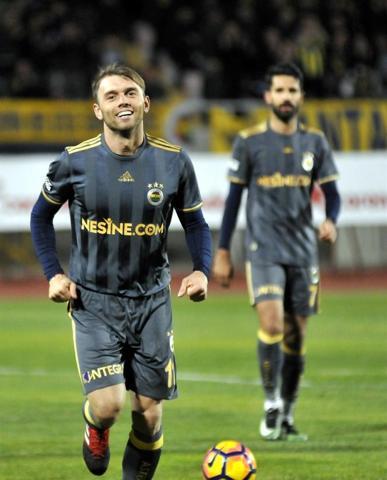 Karavaev golle başladı