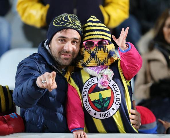 Karavaev golle başladı