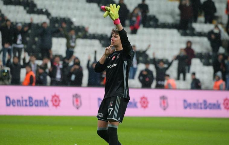Utku Yuvakuran ve Quaresma Twitterı salladı